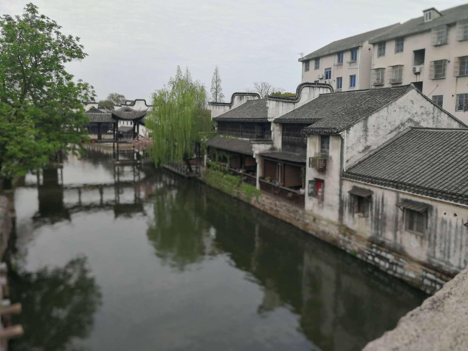 成长路上的爱心呵护